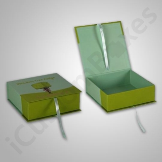 Hinged Flip Lid Packaging