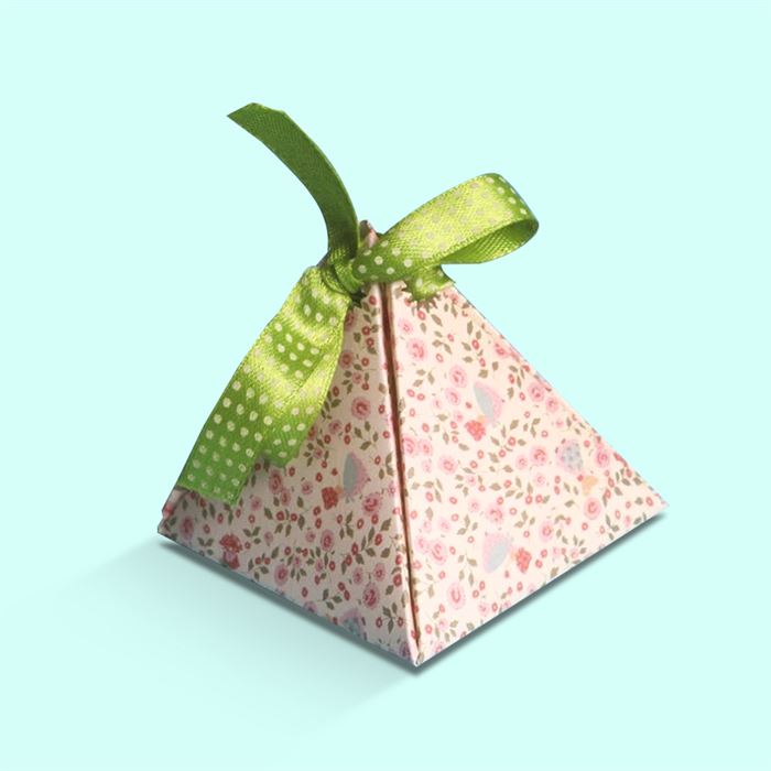 Custom Ornament Boxes by icustomboxes.com