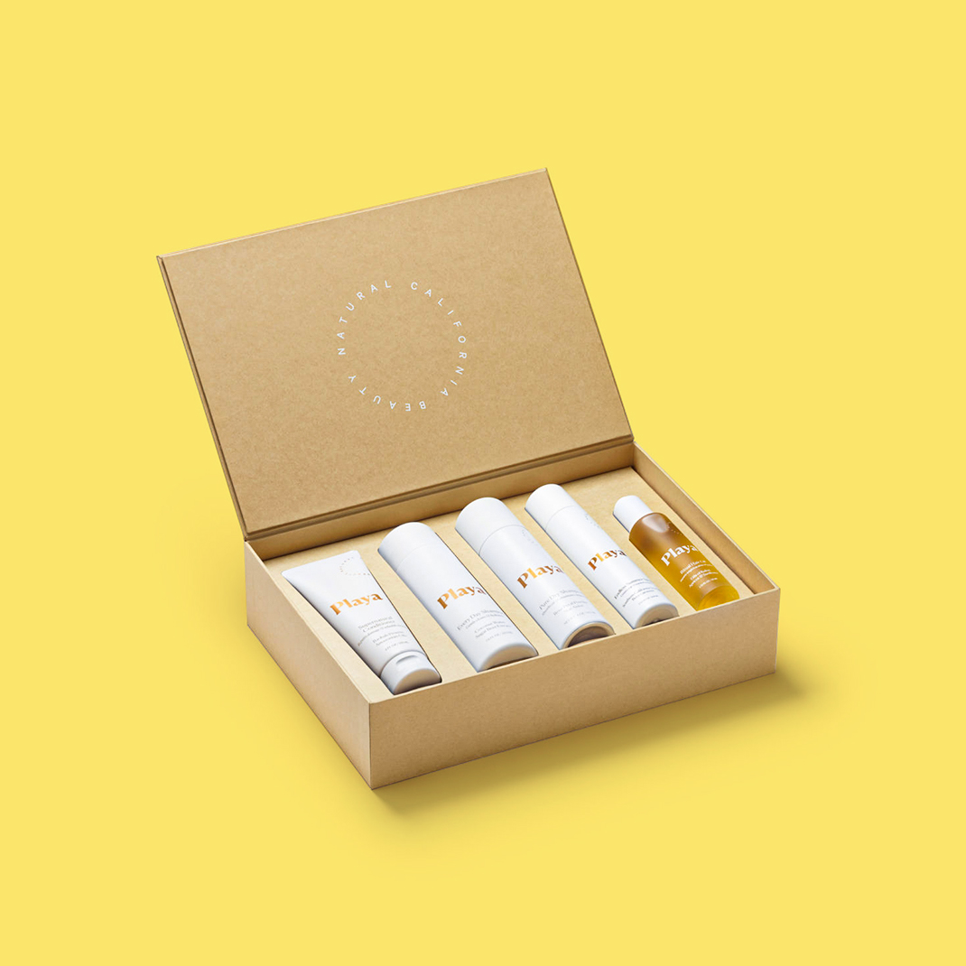 custom-rigid-boxes-with-lids-with-insert